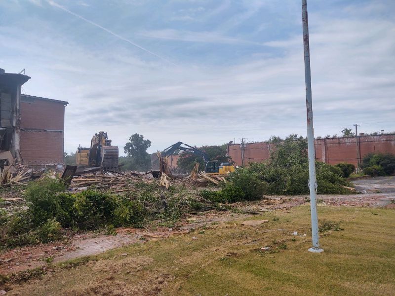 IMG-20220628-093035349-HDR Demolition