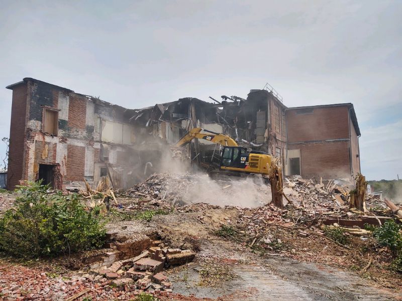 IMG-20220628-133111833-HDR Demolition